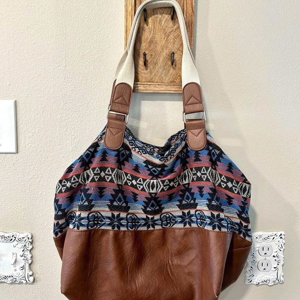 Women Bohemian Large Shoulder Crossbody Bag Striped Embroidery Geometric Woven